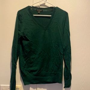 Banana Republic Sweater- hunter green- Never worn